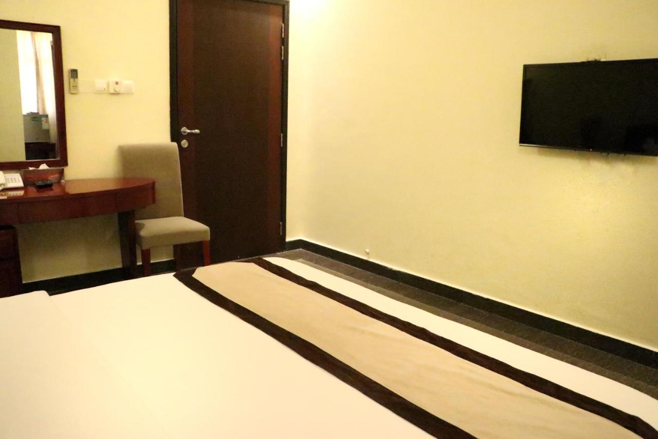 ริมัล สวีตส์ Aparthotel ซาลาลาห์ ภายนอก รูปภาพ
